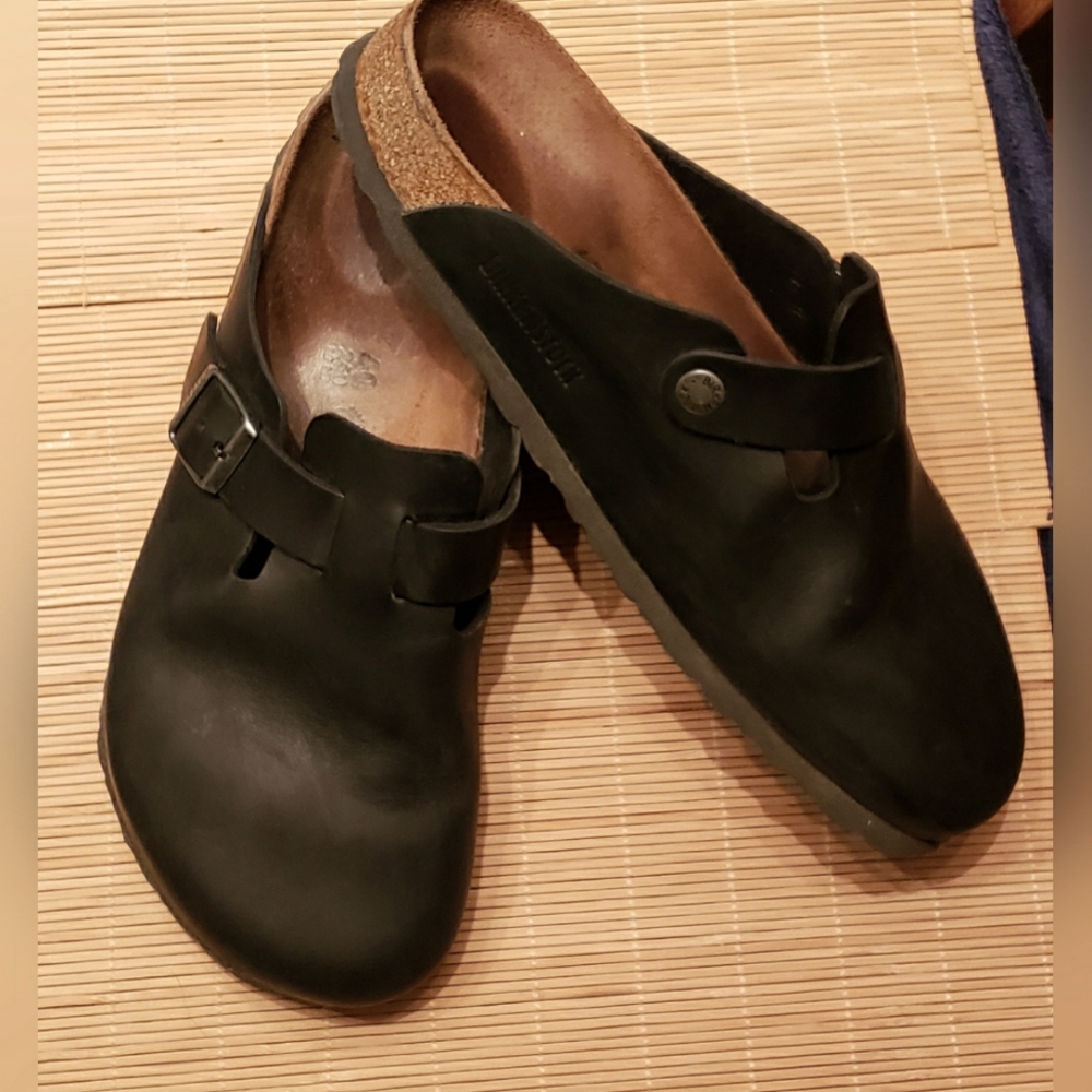 Birkenstock Boston oiled leather clogs Unisex size 40EU  US women's 9